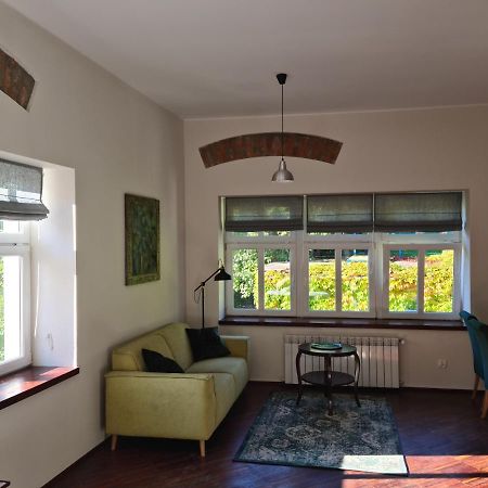 Ferienwohnung Apartament W Starej Szkole Srebrna Góra Exterior foto