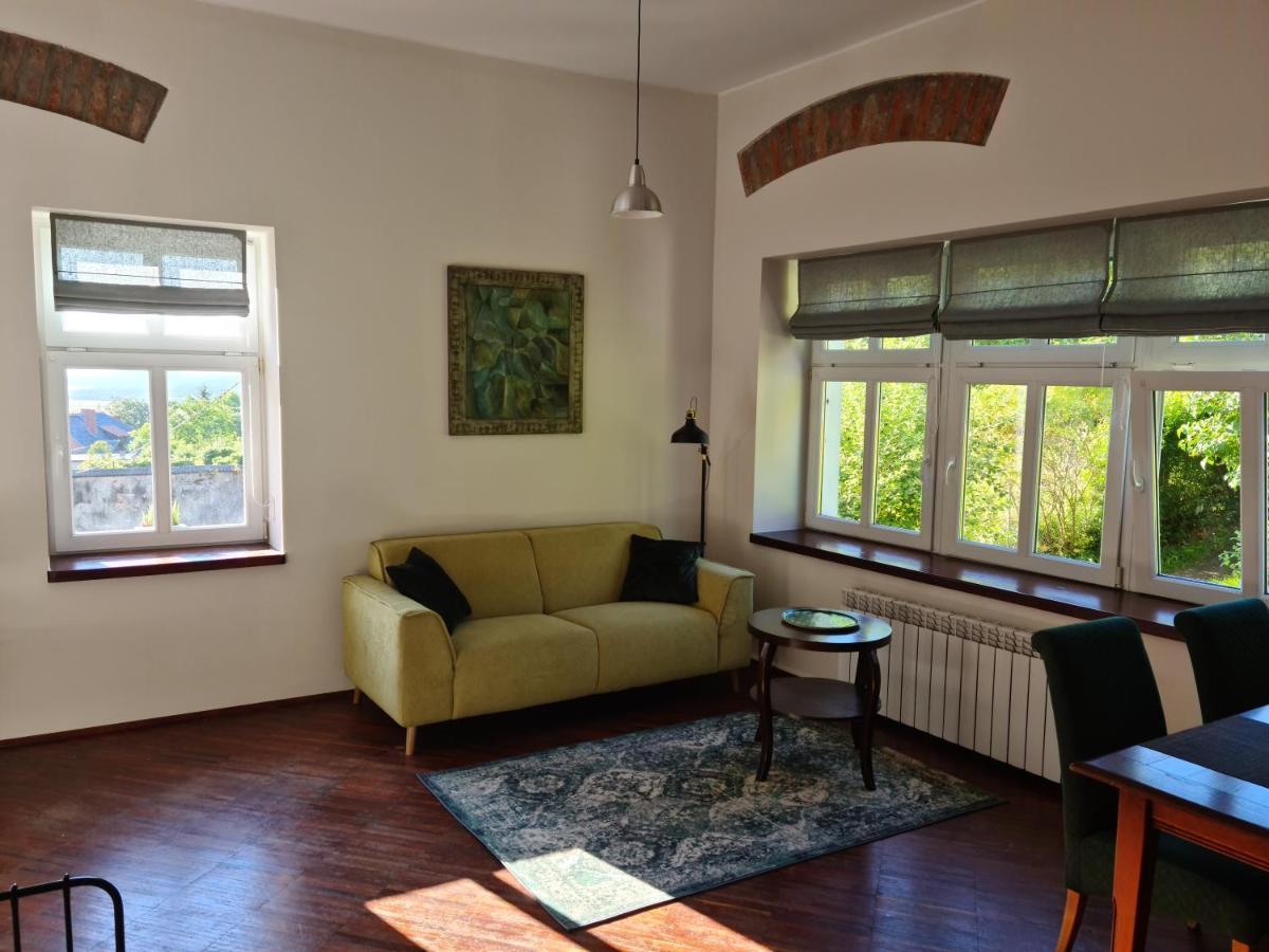 Ferienwohnung Apartament W Starej Szkole Srebrna Góra Exterior foto