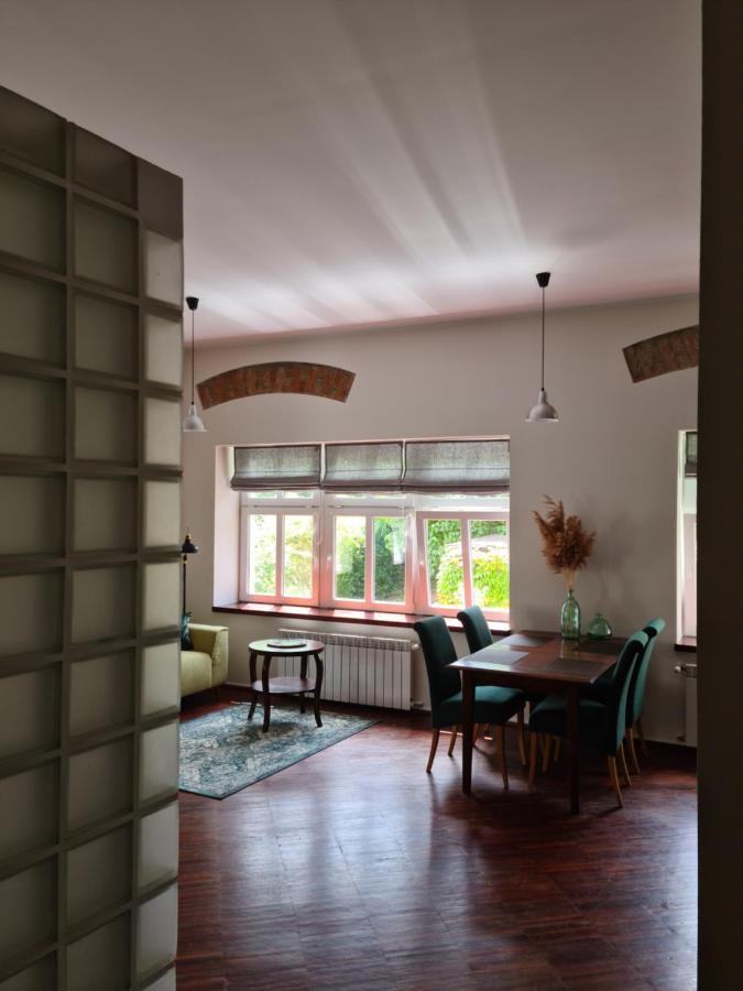 Ferienwohnung Apartament W Starej Szkole Srebrna Góra Exterior foto